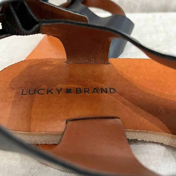 NWOT LUCKY BRAND DEVYN BLACK LEATHER T-STRAP SANDALS - 10 - Picture 8 of 9